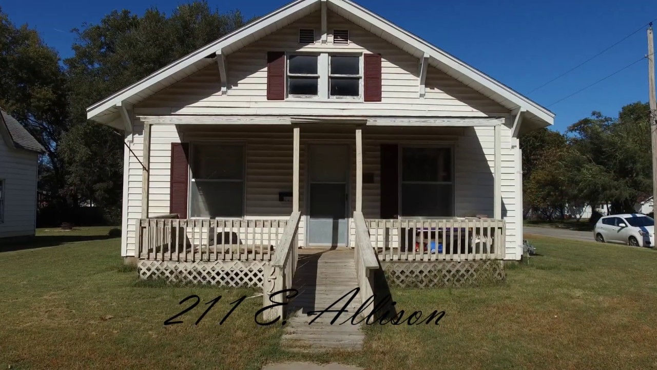 211 E Allison, Nevada, MO 64772