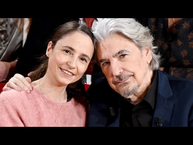 Luana a 45 ans : qui est la nouvelle épouse de Serge Lama, 81 ans - YouTube