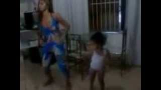 Stefany Dançando So No Cavalinho