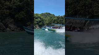 Carrera de buses 😂🏝️ Carrera de lanchas en Punta Sal, Honduras #Humor #Fun #Tela
