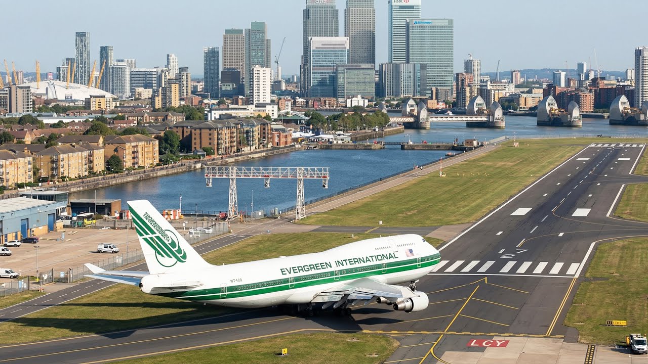BIGGEST PLANE vs SMALLEST AIRPORT! Evergreen 747 at London City 😱