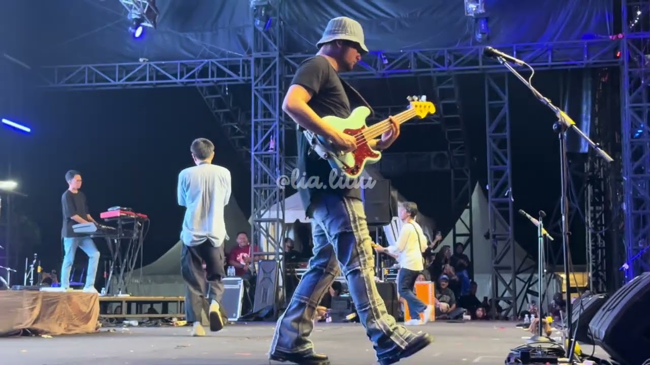 SHEILA ON 7 - (VELOCITY) BILA KAU TAK DI SAMPINGKU