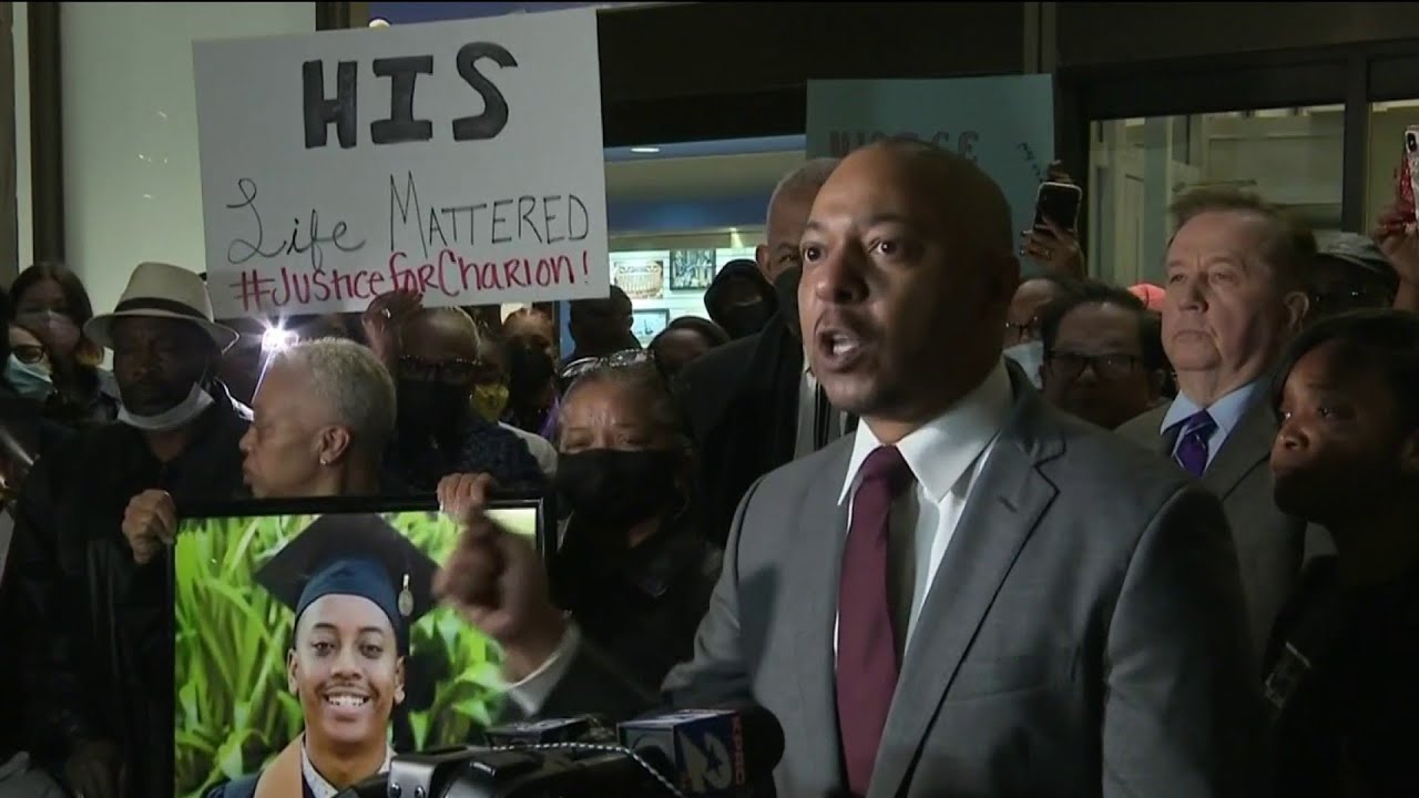 Family of 27-year-old man killed by Houston police claims body cam video shows officer firing first