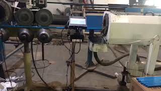 INDUSTRIAL PRINTER RNJET 100 PRINTS ON EXTRUSION PVC PIPE WITH PIGMENTED WHITE SOLVENT INK | RN MARK