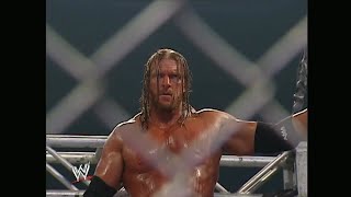 Triple H Vs Mr. Mcmahon & Carlito - Handicap Steel Cage Match Raw 09242007 12