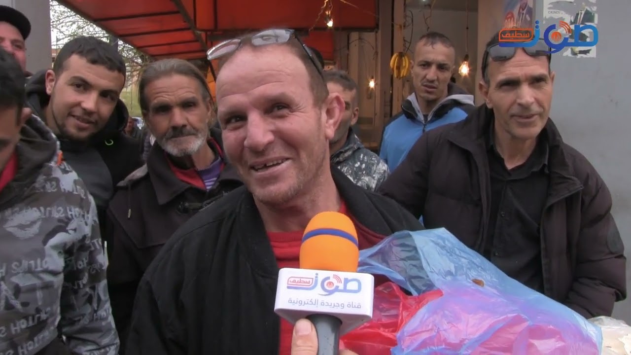 #العلمة_شارع_الثورة?مع كل رمضان باعة متجولون و تجار الشارع يصنعون أجواء رمضانية خاصة