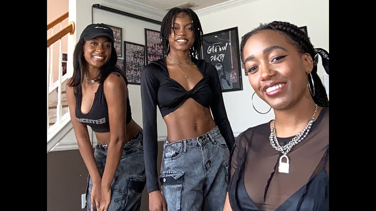 Official Mako Girls is going live!