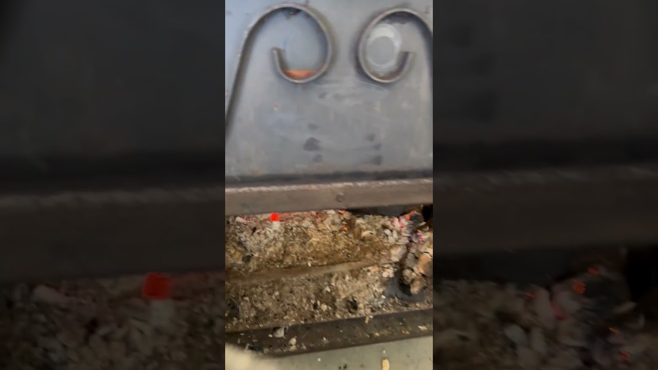 Overnight burn in my pre-EPA Schrader King wood stove 