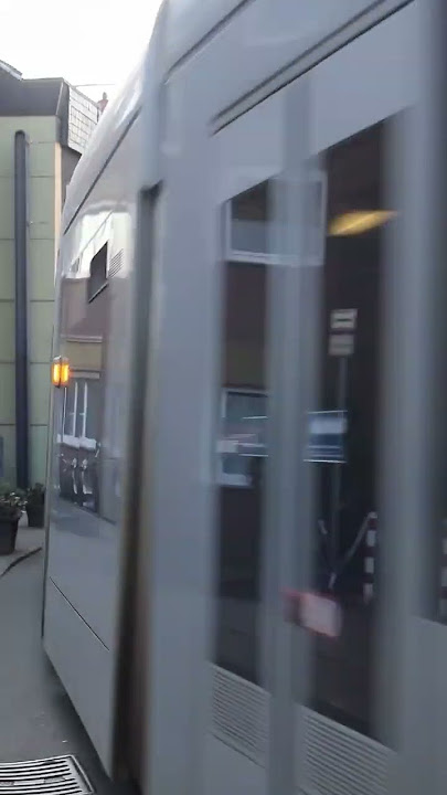 Schönen Freitag und schönes Wochenende #rheinbahn #düsseldorf #nf8u #u83 #pöhlenweg #spotting #vrr