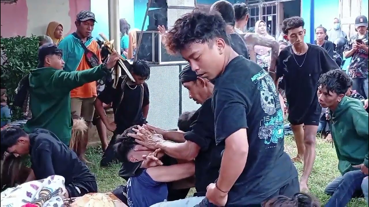 Mendem Janturan Kuda Kepang Singo Laras Budoyo Tribuana Punggelan