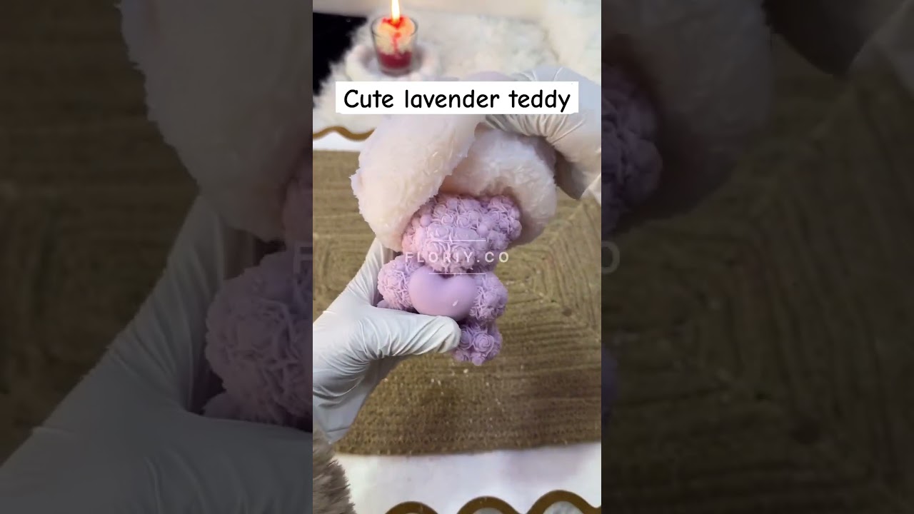 Let’s reveal lavender teddy candle. 