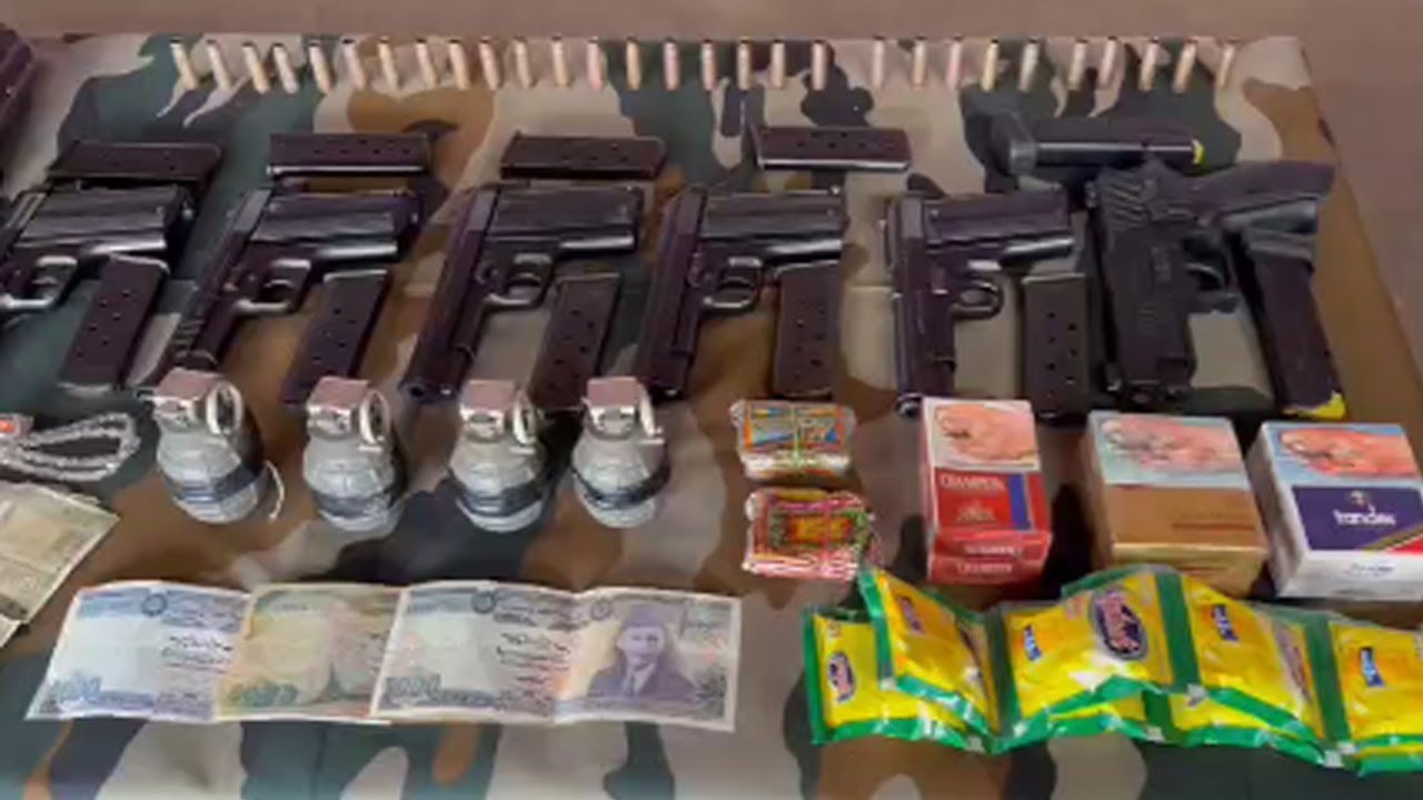 Baramulla: Infiltration bid foiled in Uri Sector; arms & ammunition recovered