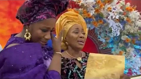 TEARS FLOW AS ACTRESS DOYIN KUKOYI BUILDS HOUSE FOR HER MOTHER AT 70