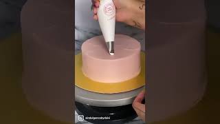Easy floral cake design idea