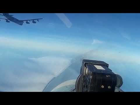 Cопровождение бомбардировщика B-52H ВВС США над нейтральными водами Балтийского моря