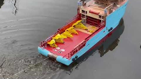 Pulling a Stevshark Rex anchor in the seabed