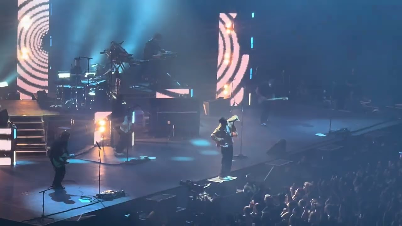 One Republic- Good Life (RAC Arena, Perth, 18/02/2026)