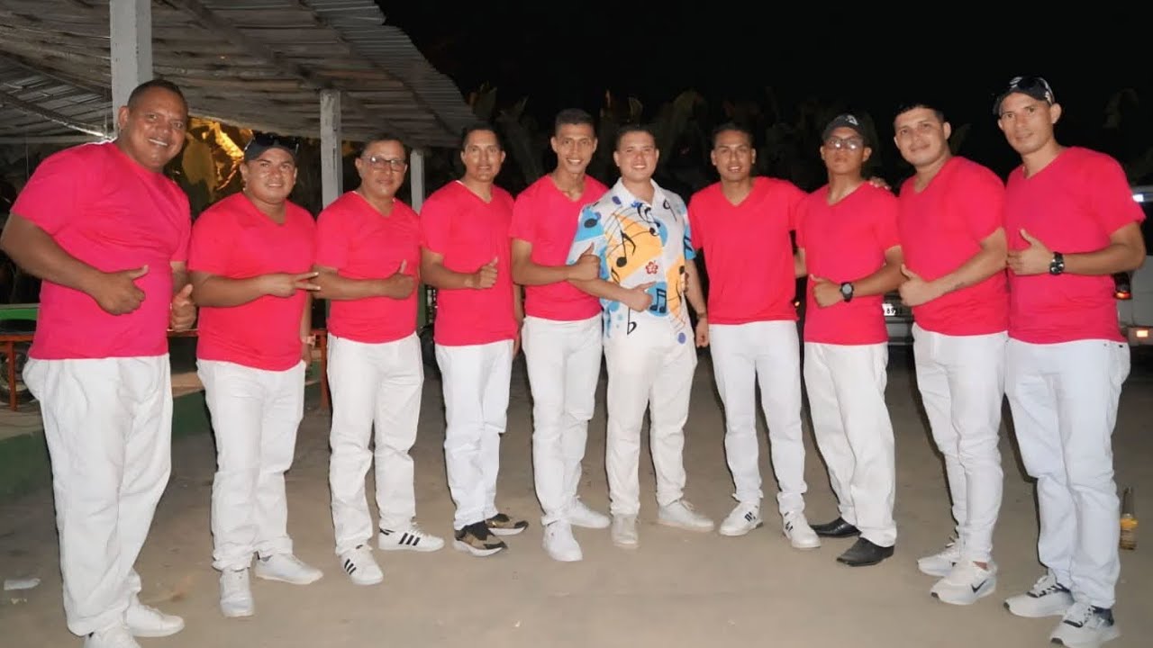 Mix Maestra Morales Band audio en vivo....(Vídeo Collage)🎶💯🎷(0979953777)