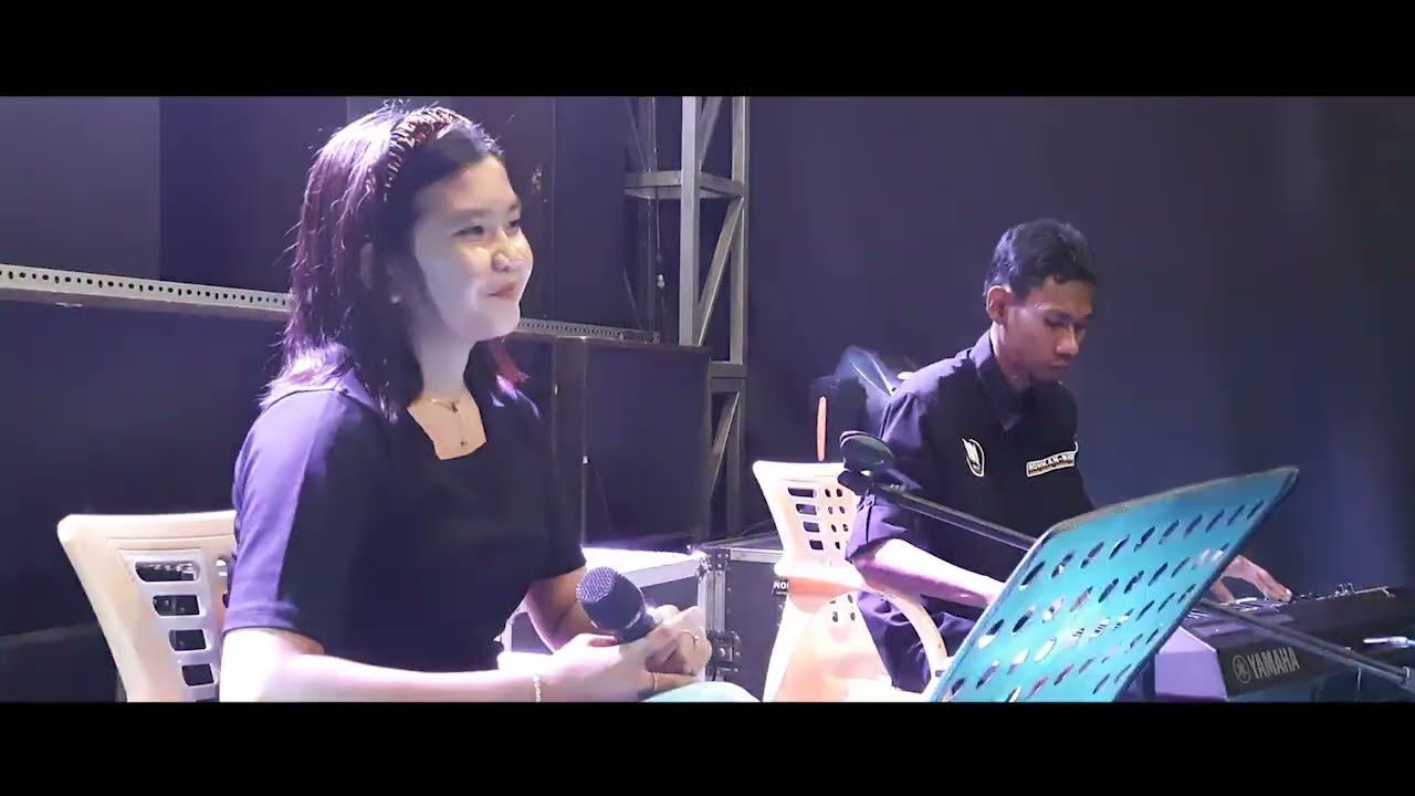 Milih Menantu || Cover Derra Amanda