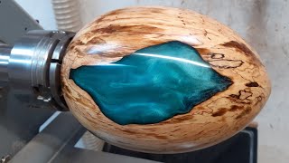 Woodturning - The Hybrid Egg Light