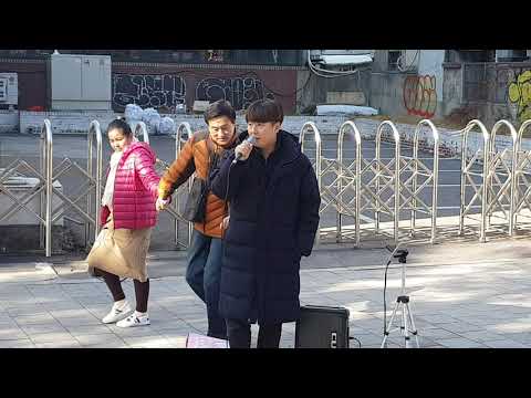20191128 홍대 오랫만에 버스킹 나오신 노래하시는 분 01 - 숀 (SHAUN) - 웨이백홈 (Way Back Home)