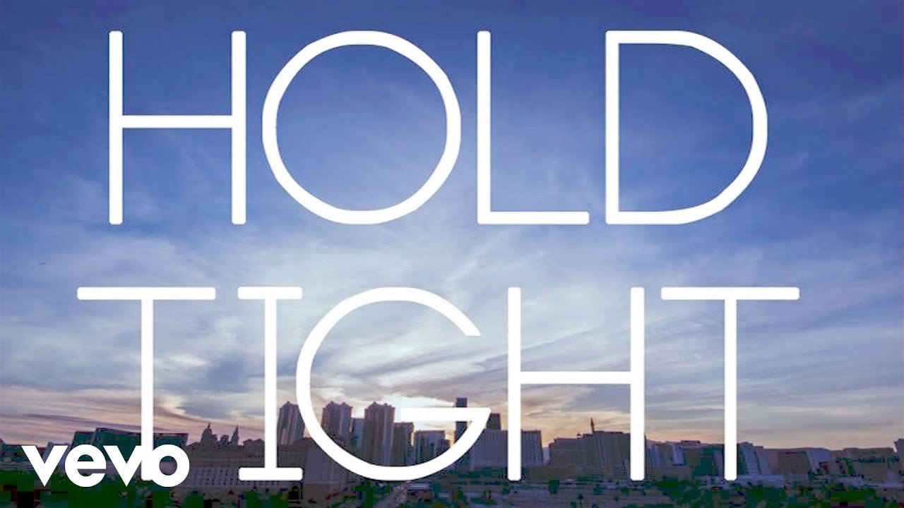 Justin Bieber - Hold Tight (Official Lyric Video) 