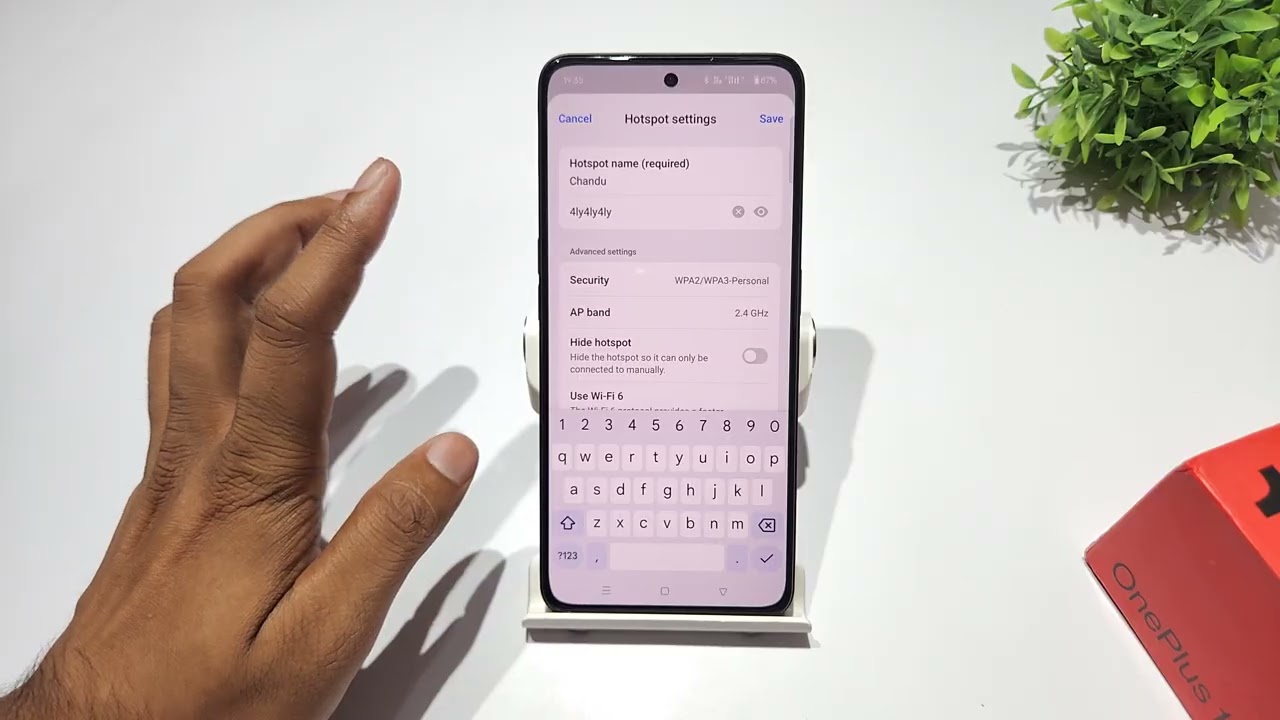 Change hotspot password and name in oneplus 11 5g | oneplus 11r 5g me hotspot ki setting kaise kare