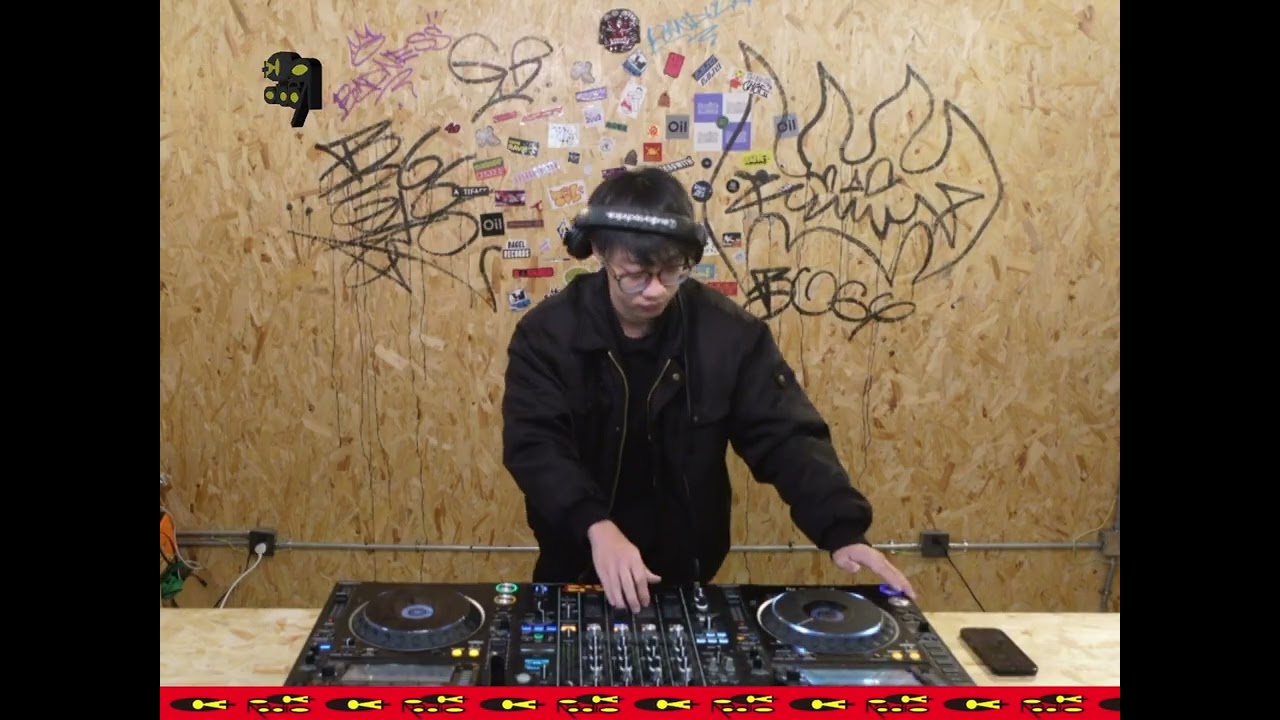 C+Radio 25AW E25 w/ An