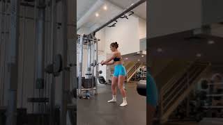 How-to cable oblique twist #gymtok #abroutine