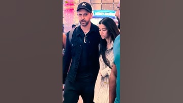 Hrithik Roshan and girlfriend Saba Azad spotted at Mumbai airport #shorts