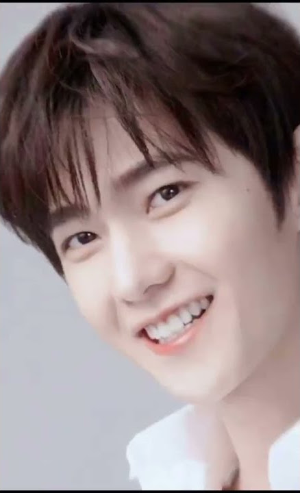 Chinese actor yang yang best video 😍😍