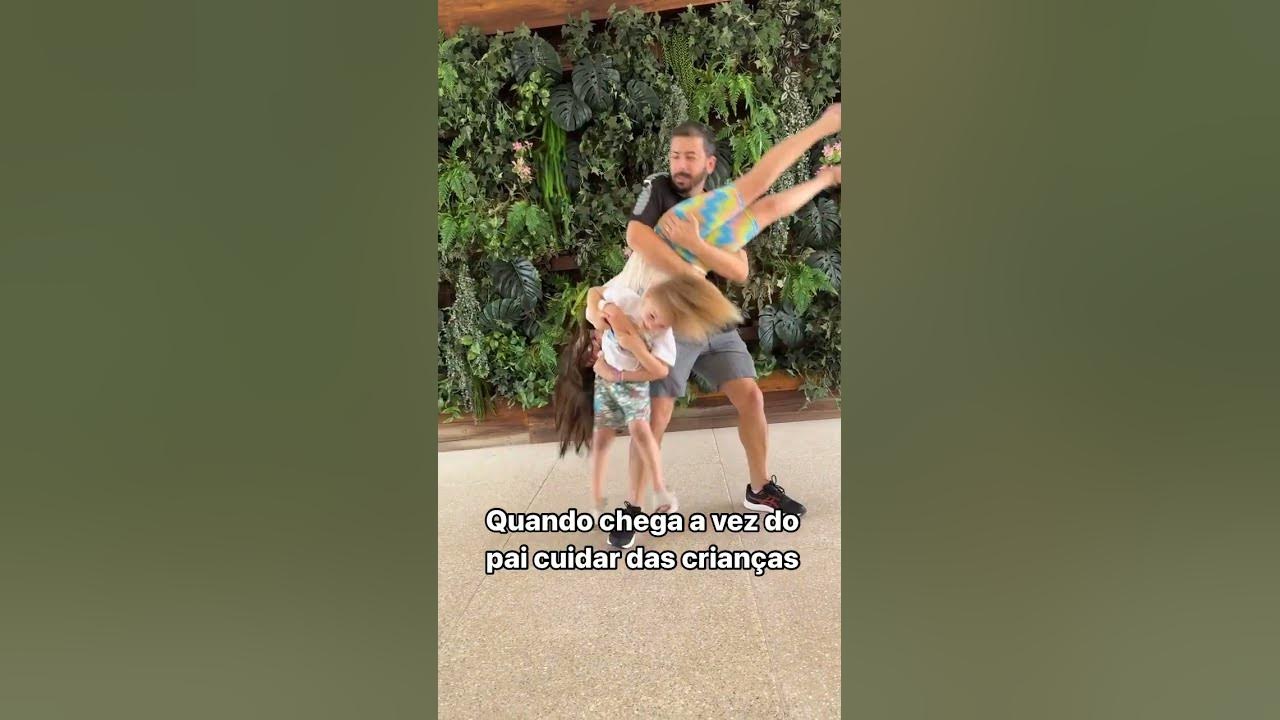 QUANDO O PAI FICA CUIDANDO DOS FILHOS QUANDO O PAI FICA CUIDANDO DOS FILHOS