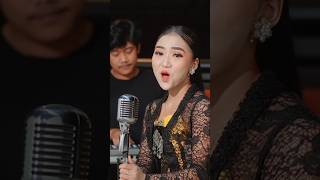 Download Lagu Lala Atila - Jejantunging Kalbu | sumebyare lintang rinenggo imbange tawang yo mung siro duh kangmas MP3