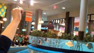 Alton Brown feasting On Waves