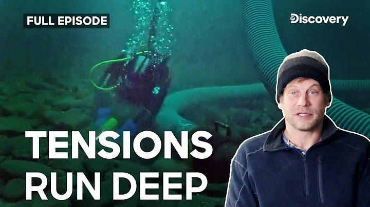Fractures Beneath the Ice | Bering Sea Gold S11 E18| Discovery Channel