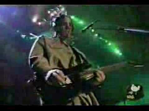 KoRn - Twist (Live at Woodstock 99)
