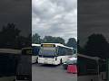 Autobuzul VDL Berkhof #8125 staționând la Piața Presei pe linia 403 la Monumentul Aripi