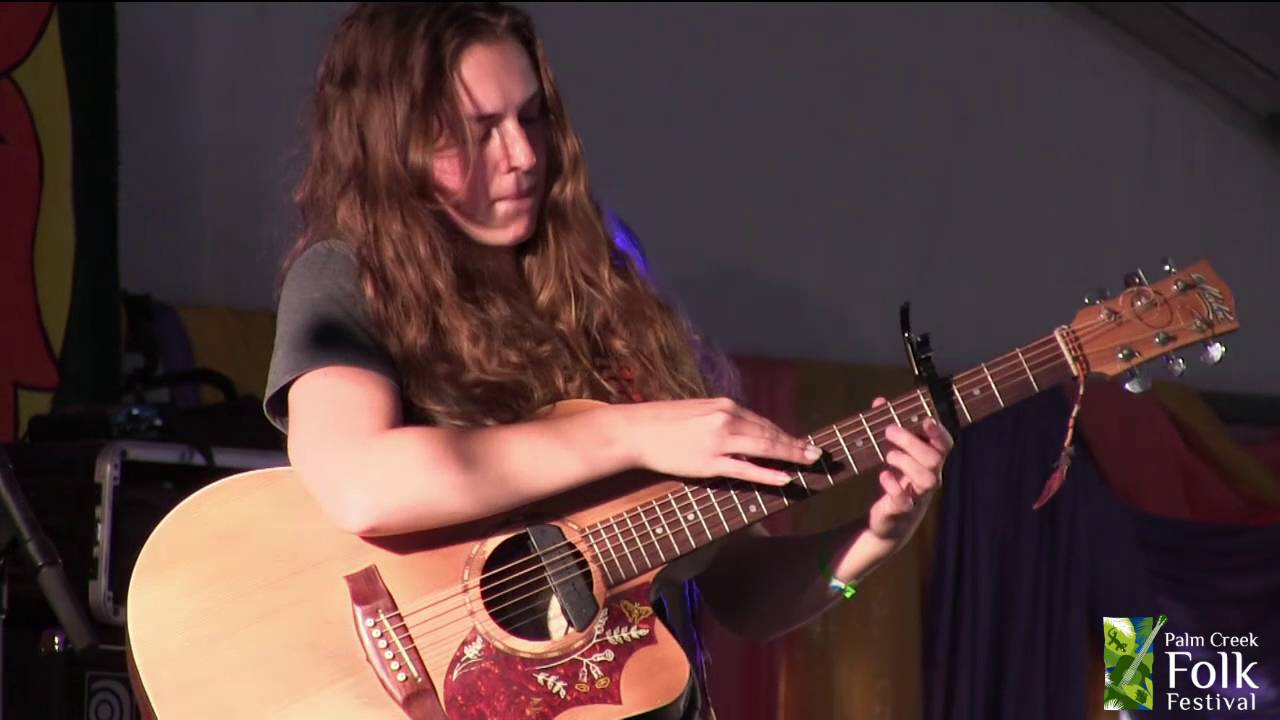 Tullara Connors Solo - John butler cover - Ocean - Palm Creek Folk Festival