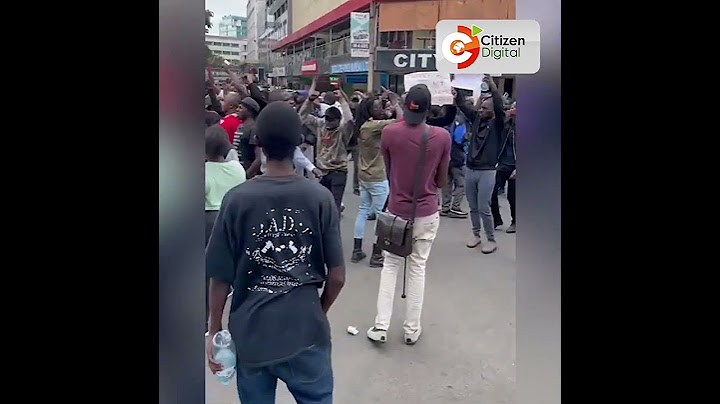 “Ruto must go!” Protesters chant as they threaten to storm Parliament