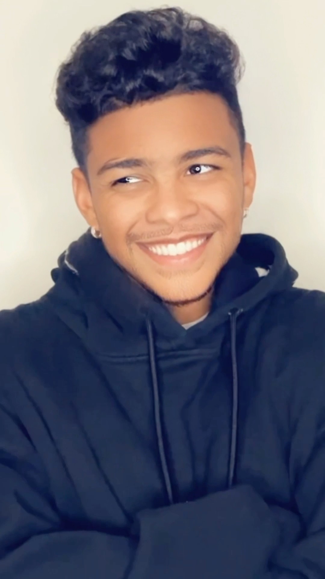 Sister gets roasted by lil brother…?? #comedy