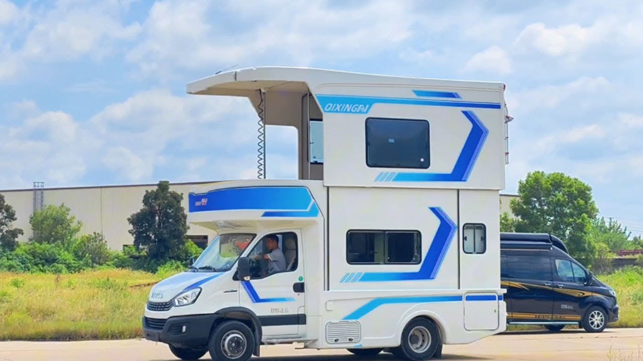 量产版双层游艇房车上市，1600瓦太阳能，20度电，8段旋转楼梯