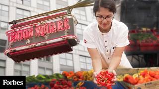 How A NYC Restaurant Stays Fresh After 40 Years | Union Square Cafe | ★★★ | Forbes All-Star Eateries