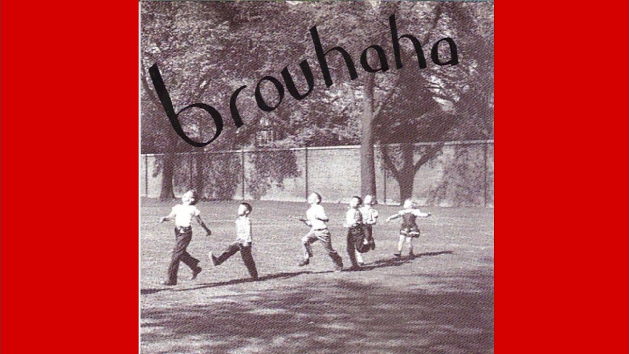 Nuisance - Dragonfly (Brouhaha Version) auf YouTube ansehen Nuisance - Dragonfly (Brouhaha Version) auf YouTube ansehen