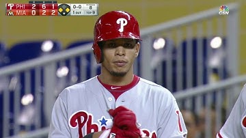 PHI@MIA: C. Hernandez rips an RBI single to right