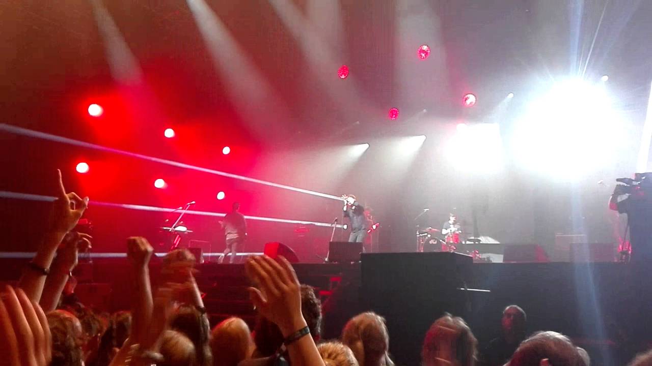 Nothing But Thieves - Excuse Me (Open'er 2016)