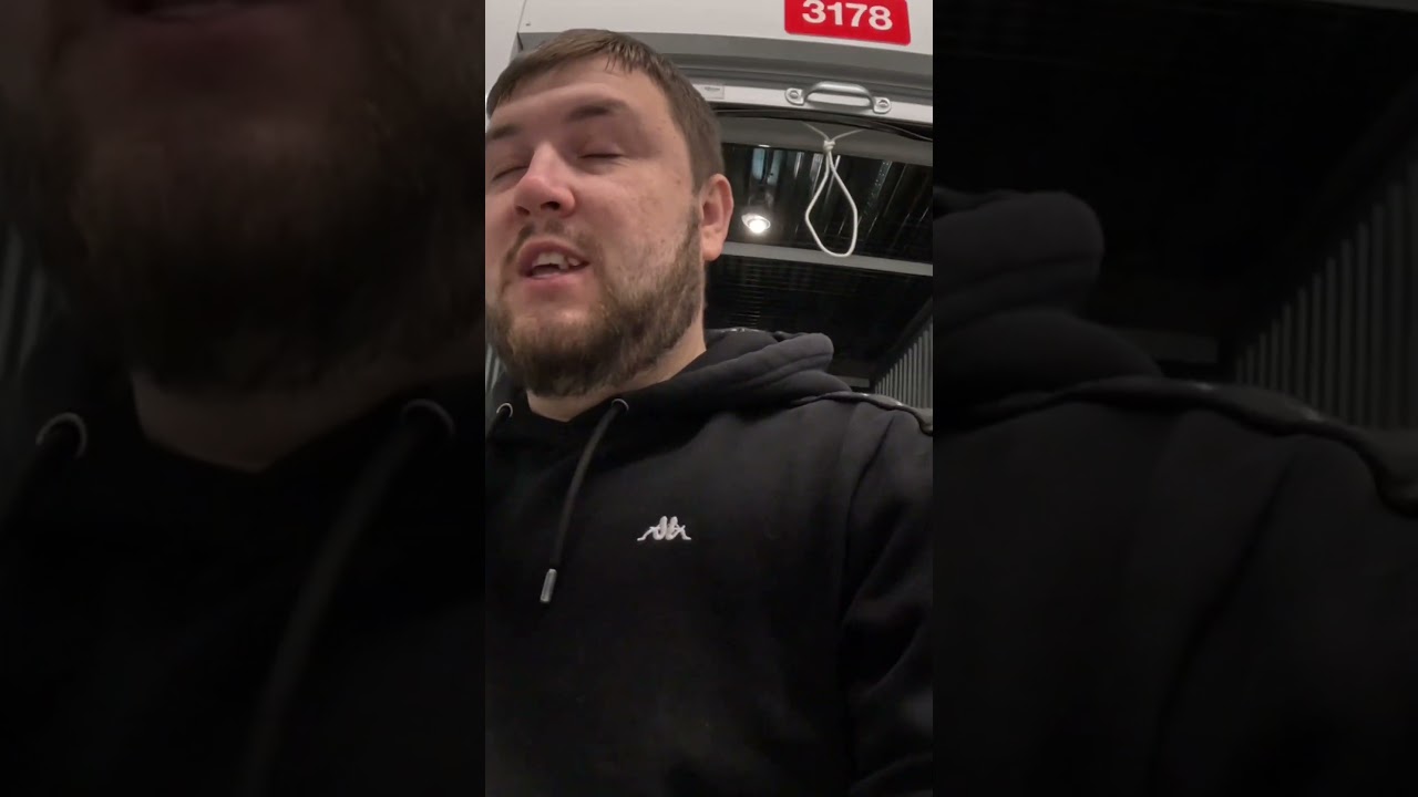 НАШЕЛ Винтажный шкаф 