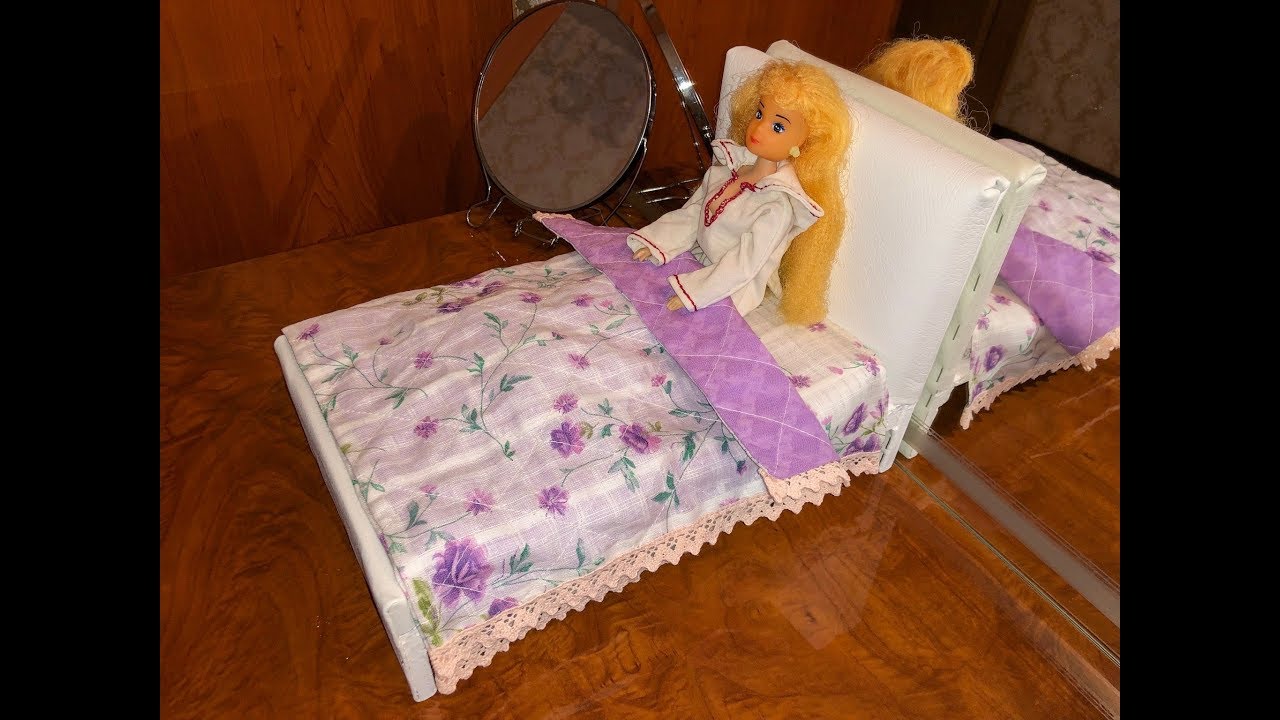 Как сделать кровать для куклы своими руками