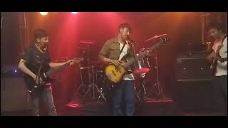 THE BIST DIMANA KAMU (LIVE PERFOME)