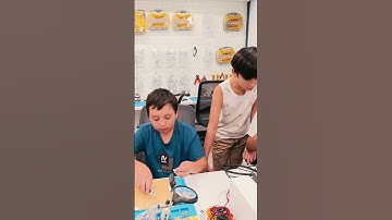 master klasss 😎#arduinoprojects #robototexnika #arduino #arduinorobot #wokwi #robot