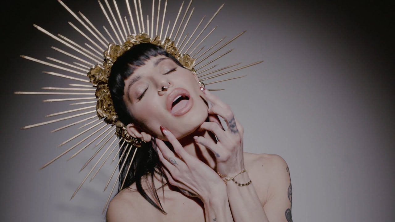 ⁣LILITH CZAR - King (Official Music Video)